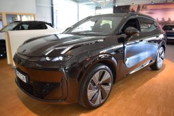 Lynk & Co 08 PHEV More