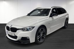 BMW 320d xDrive Touring 320 M Sport H/K Navi B-kam Drag Rattvärme