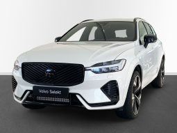 Volvo XC60 T6 Plus Black Nordic Edition H&K Drag