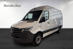 Mercedes-Benz eSprinter 314 81 kWh A2 elbil drag lagerbil