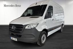 Mercedes-Benz eSprinter 314 81 kWh elbil drag förklimatisering lagerbil
