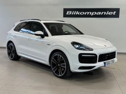 Porsche Cayenne E-Hybrid Sport Design/HUD/Bakaxelstyrning/Bose/22″