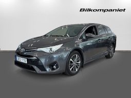 Toyota Avensis Kombi 1.8i ActivePlus S+V-hjul Motorvärmare