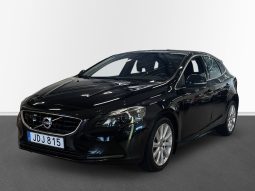 Volvo V40 D4 Momentum Business Edition