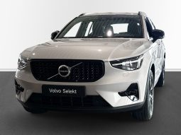Volvo XC40 B4 FWD Bensin Plus Dark