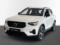 Volvo XC40 B4 FWD Bensin Plus Dark