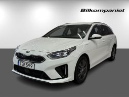 Kia Ceed Sportswagon Plug-in Hybrid 141hk Advanced V-Hjul Drag M-Värmare